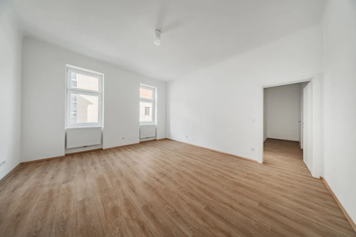 Bezugsfertige 2-Zimmer-Wohnung mit Küche und geräumigem Badezimmer! - Bild 1