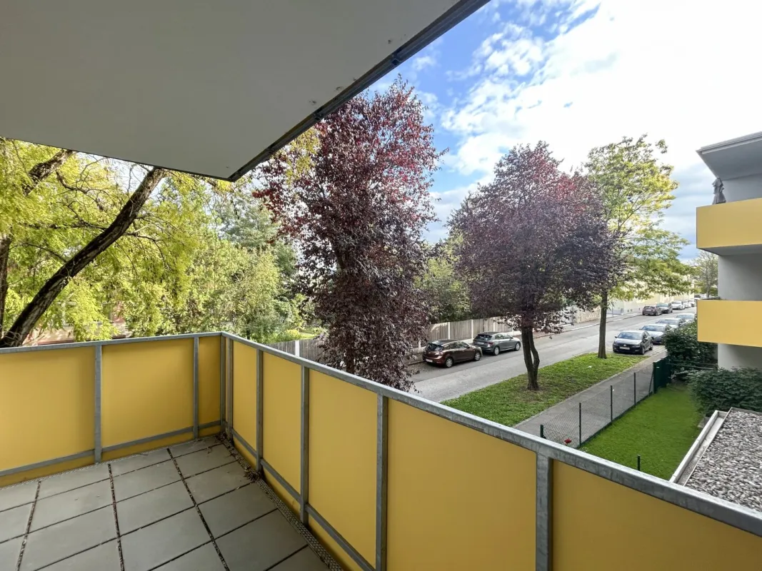 Zentrale südostseitige Balkonwohnung - Bild 1