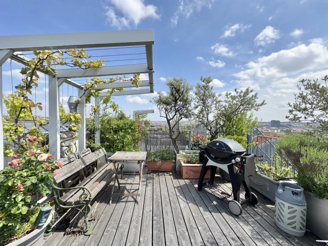 GLORIETTE-BLICK - MODERNE DG-WOHNUNG MIT 2 TERRASSEN NAHE U3 - Bild 1