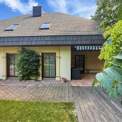 Einzigartige Villa mit Pool & Gartenparadies in Bestlage von Achau - Bild 2