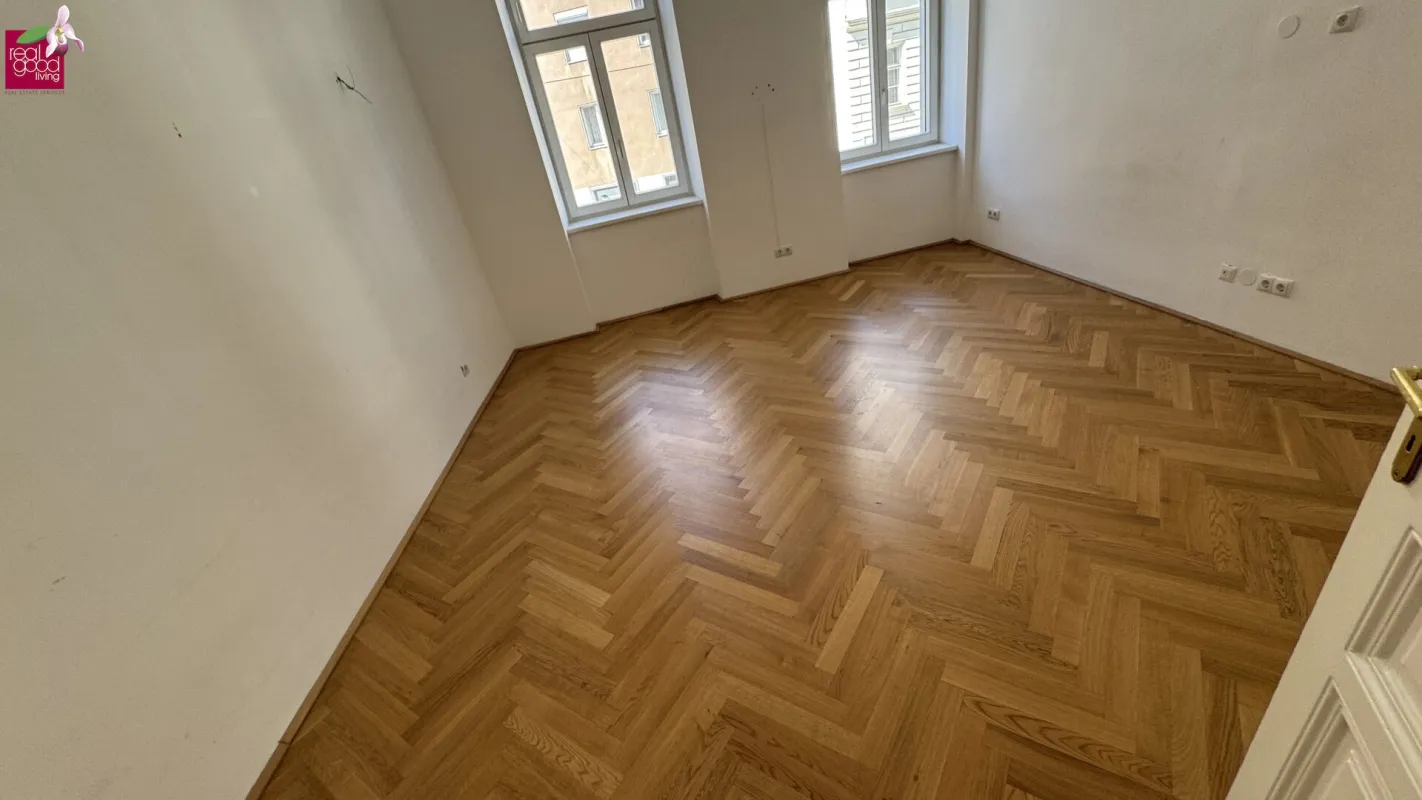 „Charmantes Zinshausensemble nahe Schloss Schönbrunn – mit Geschäftslokal, Dachgeschoßausbau & separater Gartenvilla“ - Bild 1