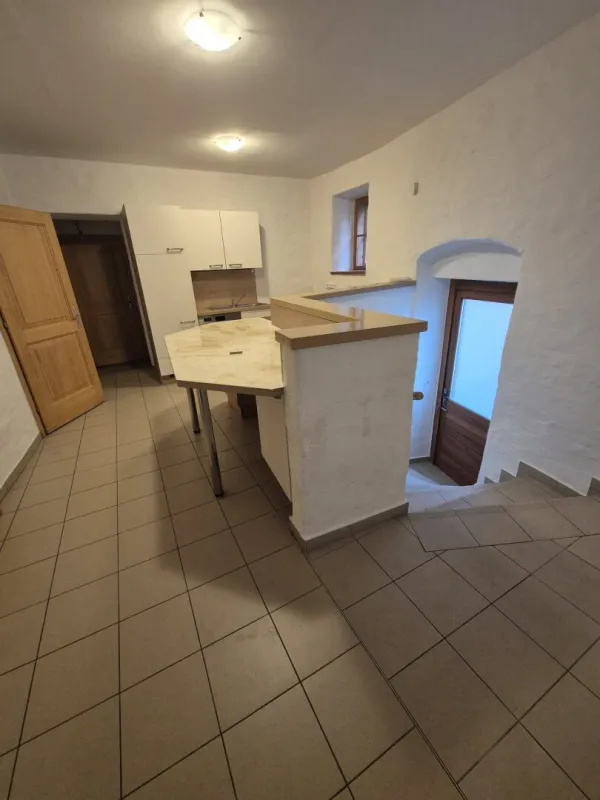 Kleines Zinshaus mit 230 m² Nutzfläche für Anleger oder Selbstnutzer - Bild 1