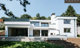 ERSTBEZUG! Luxuriöse Villa mit Sauna und Indoor-Pool!