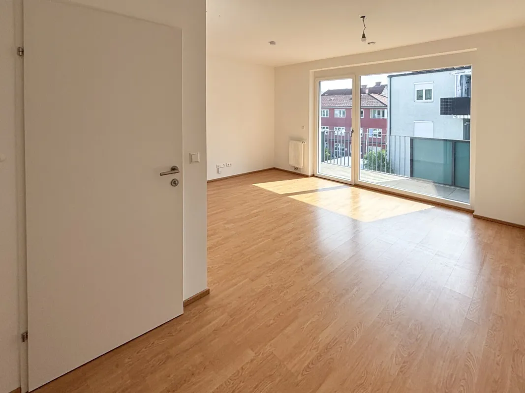 TOP LAGE: schöne, ostseitige Balkonwohnung - Bild 1