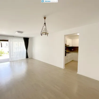 2486 Pottendorf top gegliederte, moderne und sehr stylische 3-Zimmerwohnung mit Terrasse und Garten - Bild 2