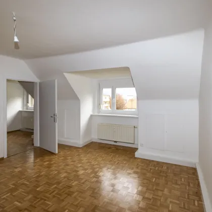 Zentral gelegene Dachgeschoßwohnung - Bild 2
