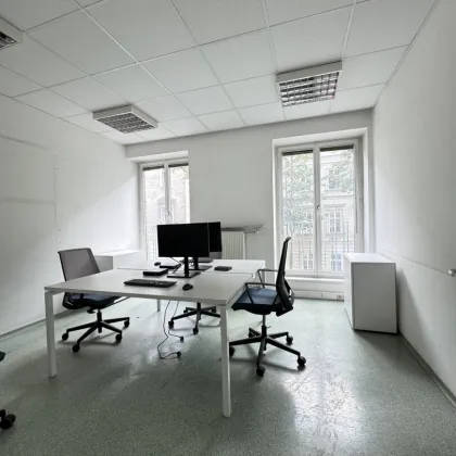 Zentrale Bürofläche mit 10 Zimmern und Stellplatz – ideal für Praxis oder Kanzlei - Bild 2