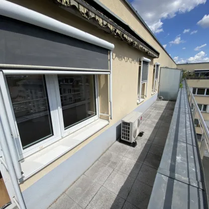 Ruhige , helle Dachgeschoßwohnung mit Terrasse - Nähe Alte Donau - Bild 2