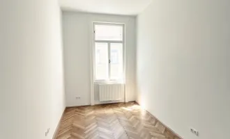 Südausrichtung mit absoluter Ruhelage im Innenhof! 2-Zimmer-Altbau-Wohnung mit elegantem Charme!