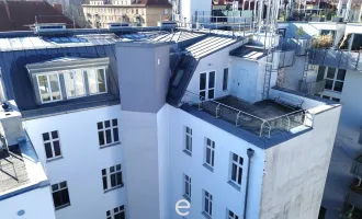 Stadtleben mit Panorama – Stilvolle Dachgeschosswohnung im Gründerzeithaus