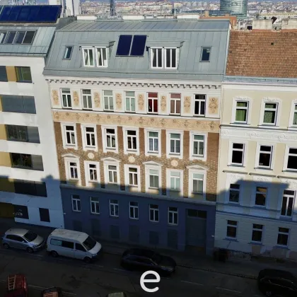 Stadtleben mit Panorama – Stilvolle Dachgeschosswohnung im Gründerzeithaus - Bild 2