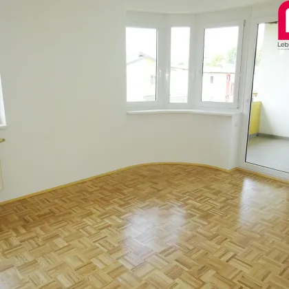 Helle 3-Zimmer-Wohnung mit Loggia und Tiefgarage - Bild 2