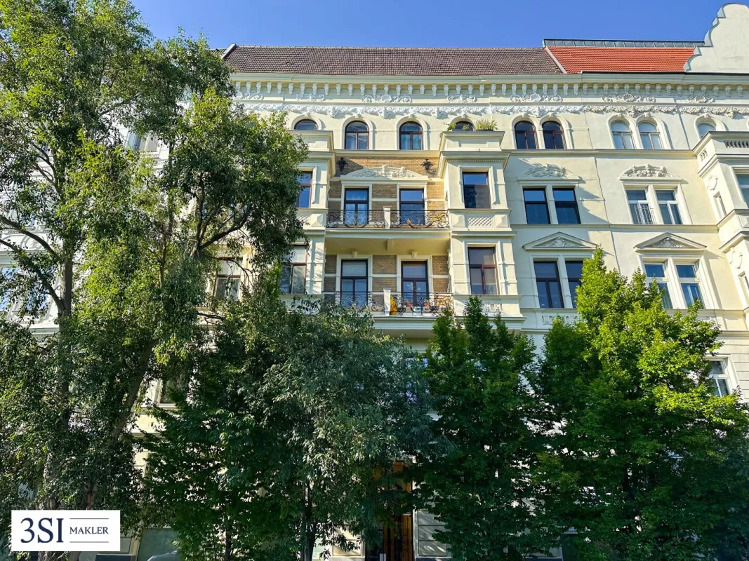 Rohdachboden mit ansprechender Ausbaustudie in beliebter Praterlage bei der Jesuitenwiese - Bild 1