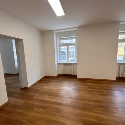Erstbezug im sanierten Altbau – Charmantes Büro in Geidorf mit Parkplatz, provisionsfrei! - Bild 3