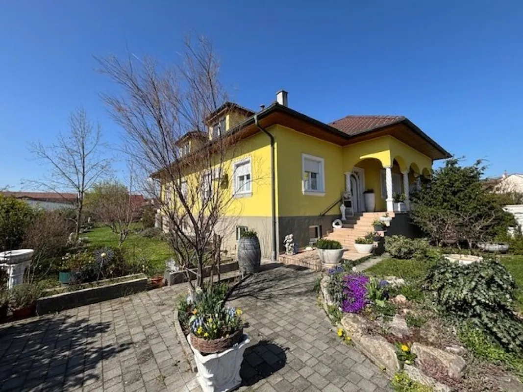 Winden am See - Ihr Traumhaus mit großem Garten wartet auf Sie! - Bild 1