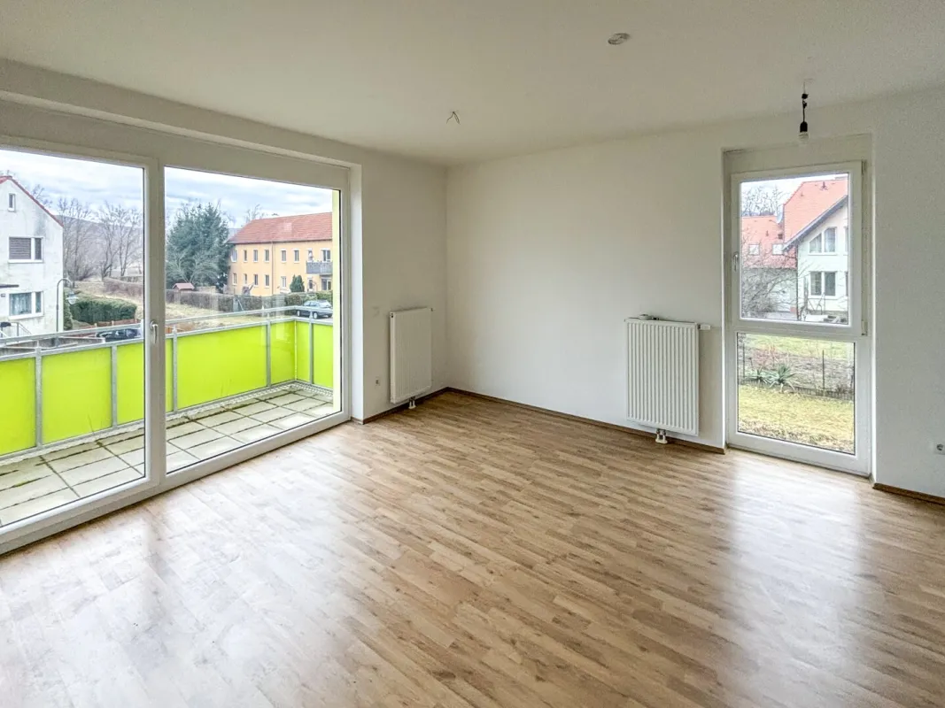 Lichtdurchflutete Balkonwohnung - Bild 1
