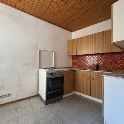 *Sanierungsbedürftiger Singlehit in Ruhelage mit Loggia bei U6 Dresdner Straße* Ab sofort verfügbar* - Bild 3