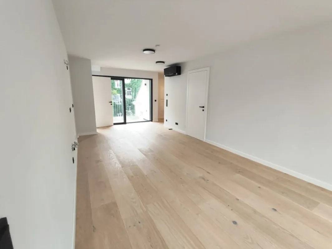 Krongasse! Exklusive Erstbezug DG-Terrassenwohnung auf liebevoll saniertem Altbauhaus - Top14 - Bild 1