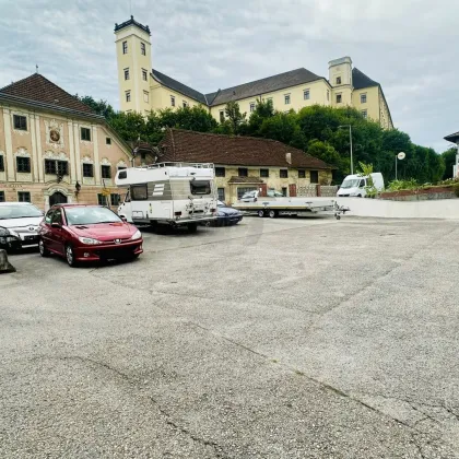 Großzügige Parkfläche von 300 m² zu vermieten - Bild 2