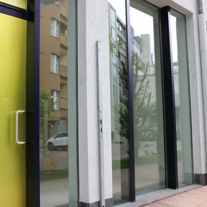 Geräumige Büroflächen 171qm im EG - beim Landhausplatz - Bild 2