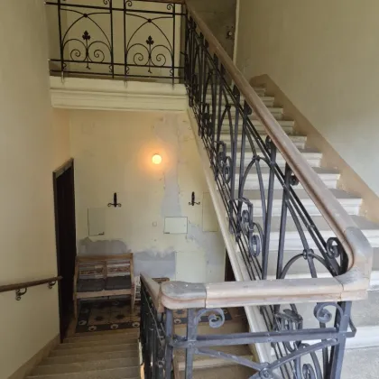 Renditeobjekt mit Potential für mehr, Zinshaus mit 6 Wohneinheiten und unausgebautem Rohdachboden im Alleineigentum - Bild 3