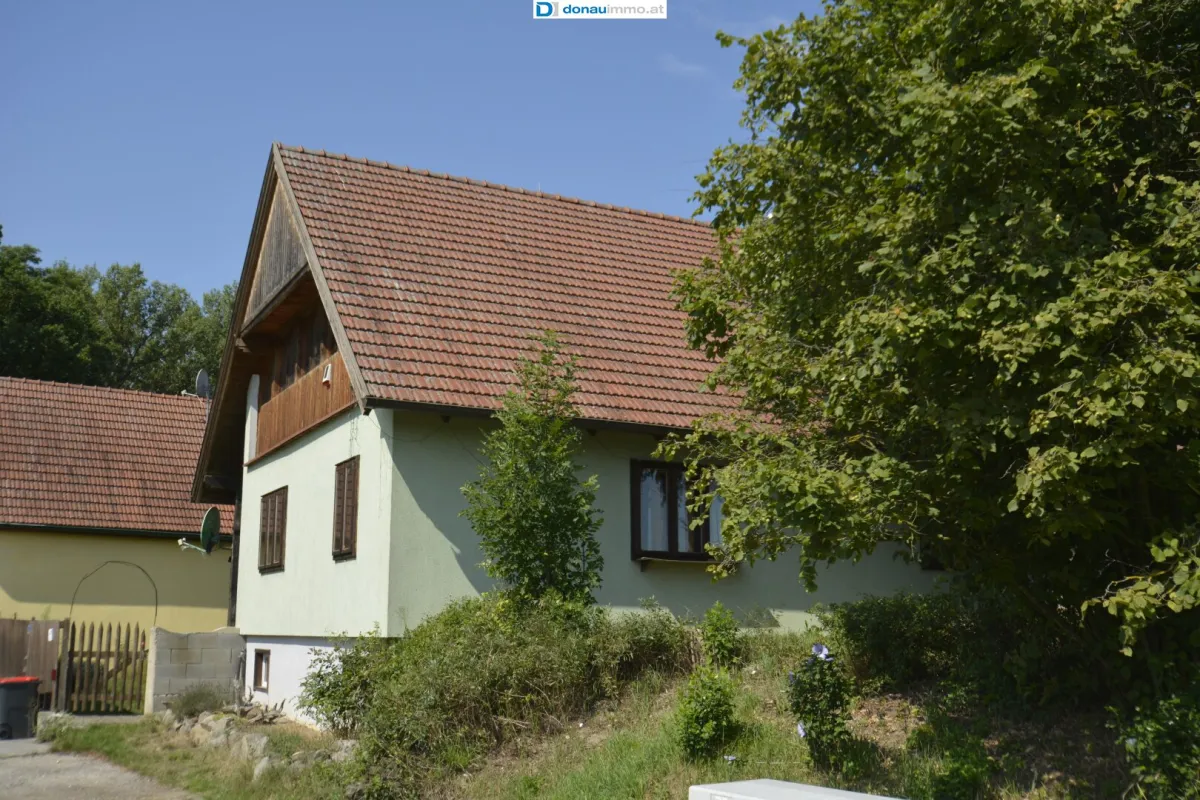 Offenes Wohnatelier mit großem Märchengarten (eventuell auch für Tiere) in Kamp bei Haitzendorf - Bild 1