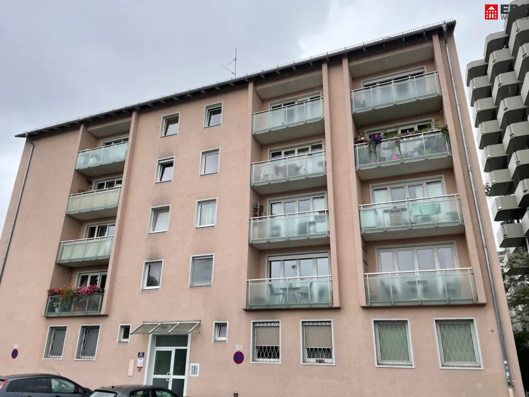 Möblierte Bürofläche (Umnutzung auf Wohnung möglich) im Erdgeschoss – zentral mitten in Salzburg - Bild 1