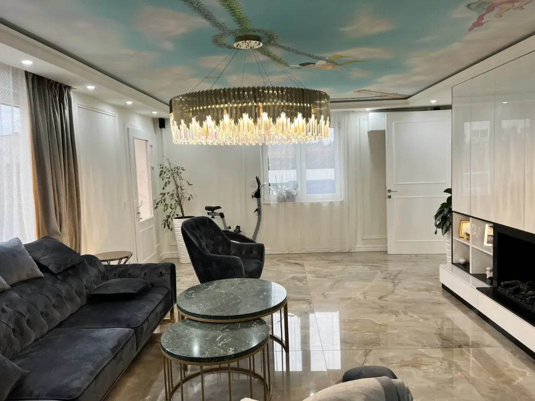 Bezirk Baden - Exklusive Einfamilienvilla mit hochwertiger Innenausstattung & Erweiterungsprojekt - Bild 1