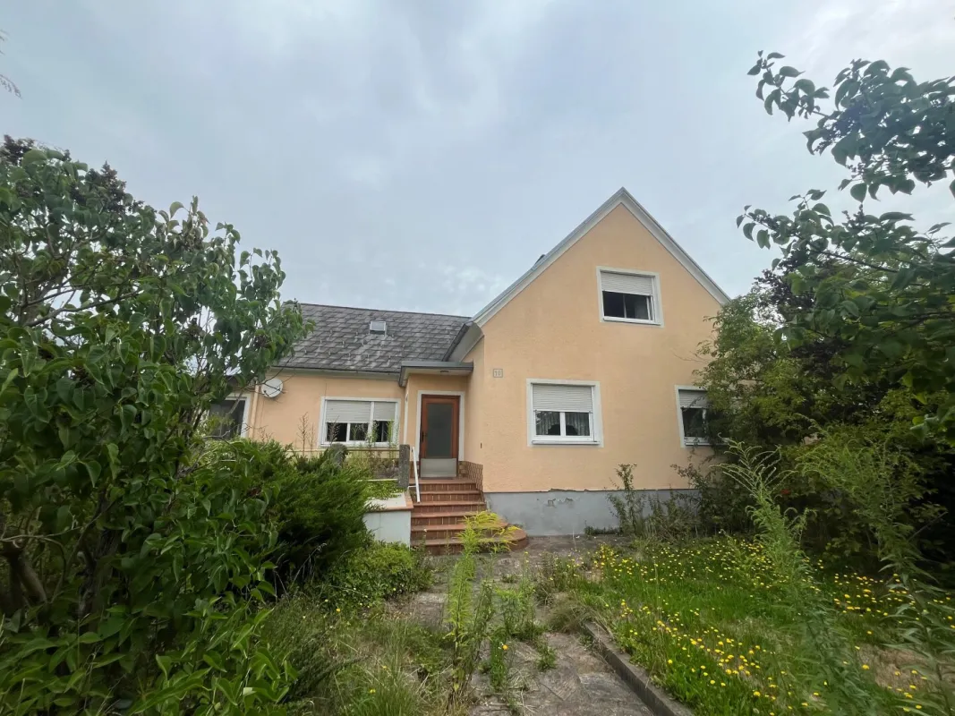 Rohdiamant in Bestlage: Haus in Feldkirchen - Bild 1