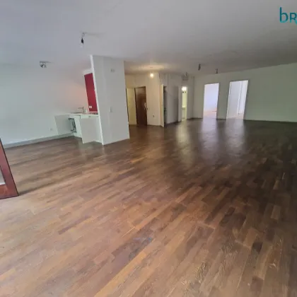 NÄHE U2 RATHAUSPLATZ - BALKON - GRÜNBLICK - RUHIGES 4 ZIMMER BÜRO in der TRAUTSONGASSE zu mieten - Bild 3