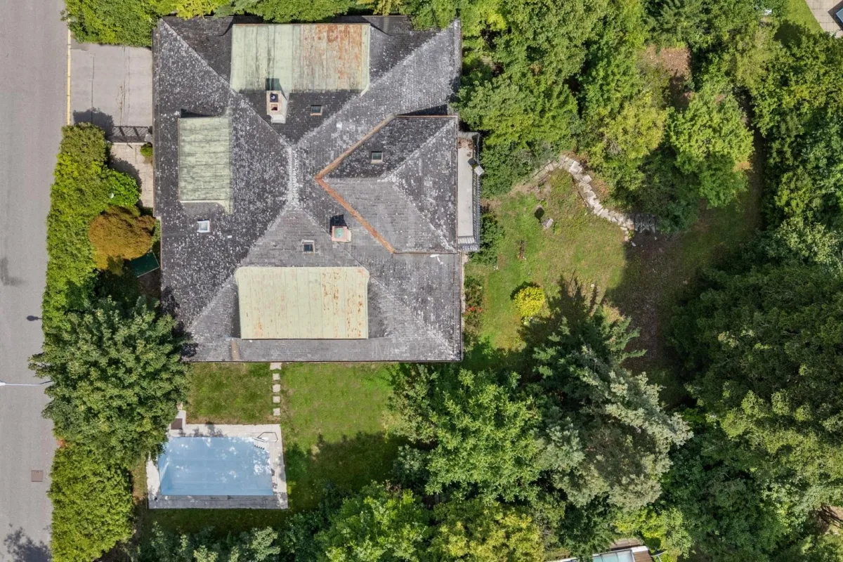 1.300 m² Grundstück mit Architekten-Haus (BJ 1966) - Bild 1