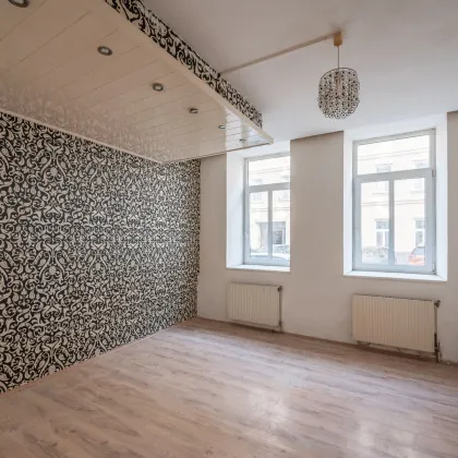 ++NEU++ Renovierungsbedürftige 4-Zimmer Altbauwohnung im Erdgeschoss! - Bild 3