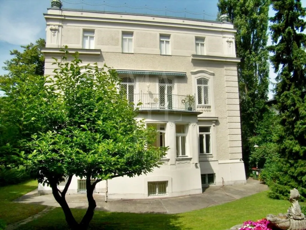 Sehr schöne Wohnung in Cottage-Villa (mit Gartennutzung) - Bild 1