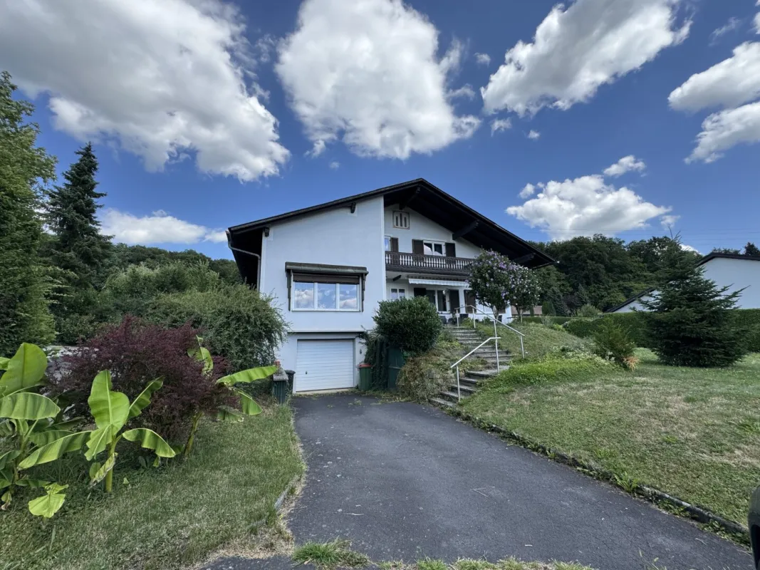 Bad- Gleichenberg , Einfamilien- Mehrfamilienhaus ca. 222,76 m²s, 10 Zimmer, Grund 998 m² - Bild 1
