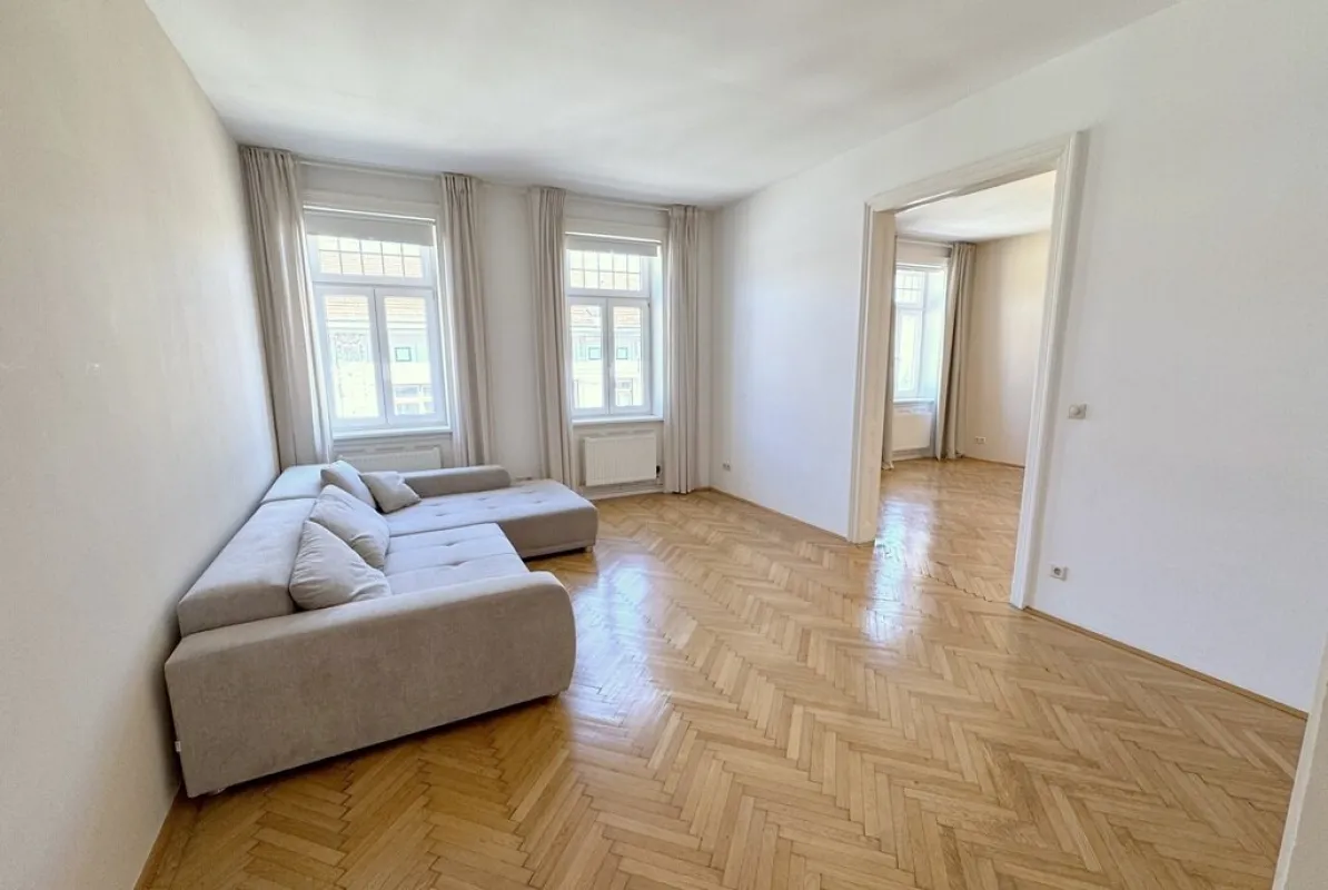 Schönbrunn-Nähe: Top gepflegte 3-Zimmer-Altbauwohnung mit Balkon in bezauberndem, repräsentativen Gründerzeithaus - Bild 1
