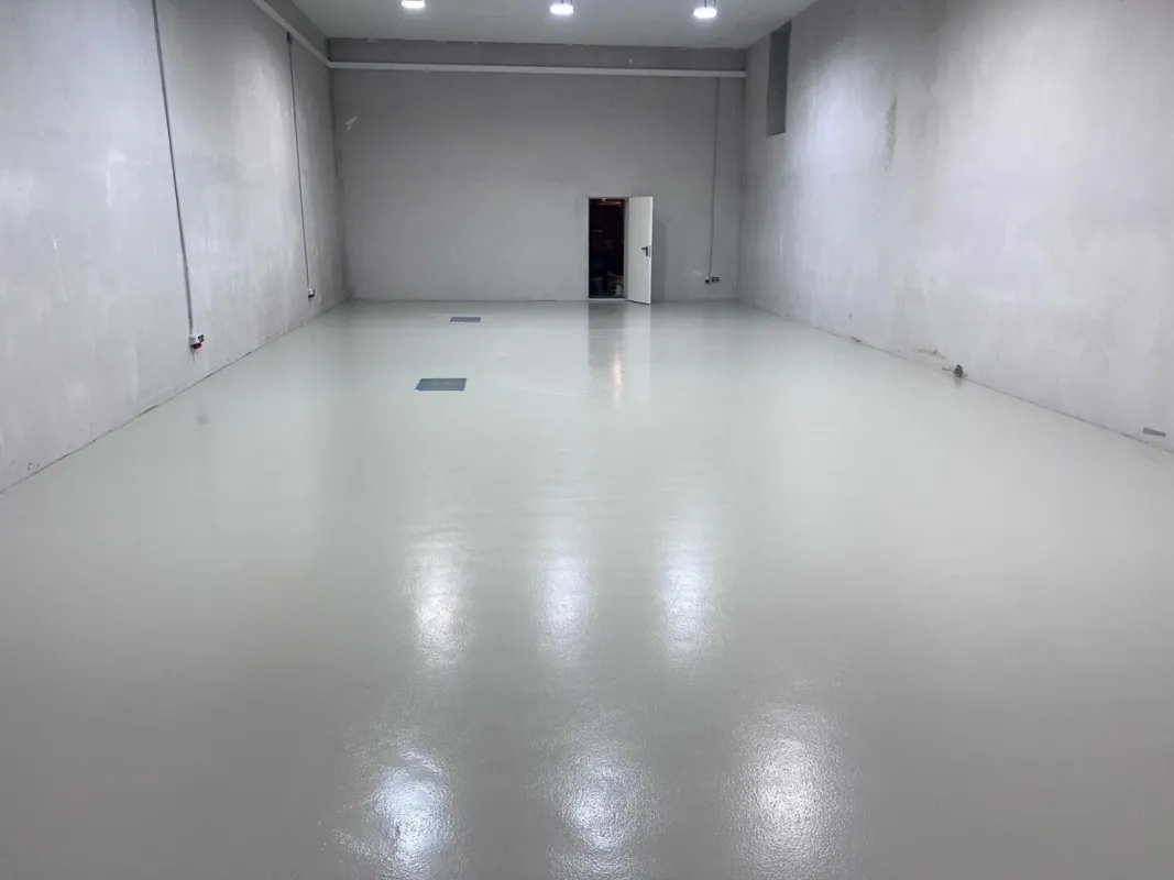 2191 Gaweinstal - neu adaptierte Lagerhalle - Bild 1