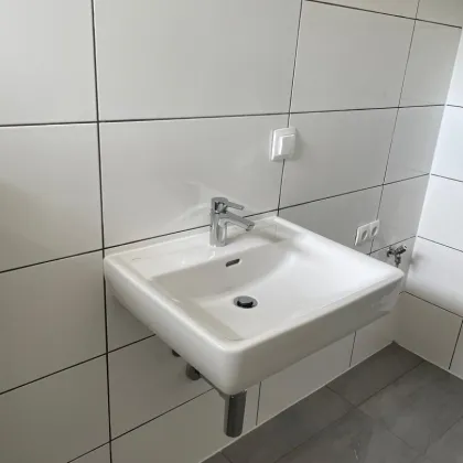 2191 Gaweinstal - neu adaptierte Lagerhalle - Bild 3