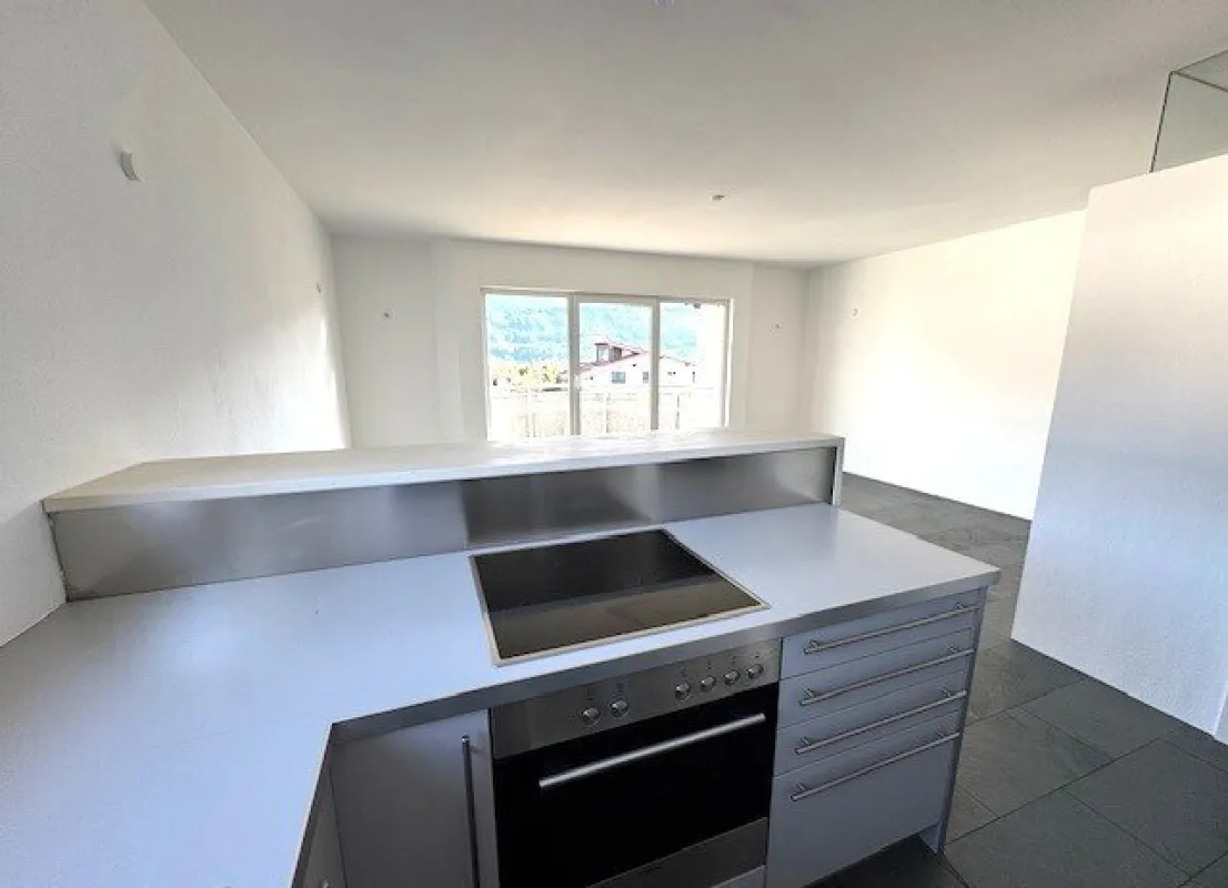 Stylische Garconniere mit Terrasse und TG Abstellplatz in Mils - Bild 1