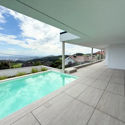 Luxus trifft Natur - Exklusive Gartenwohnung im Haus-Charakter mit Pool und großer Terrasse in Altlichtenberg! - Bild 2