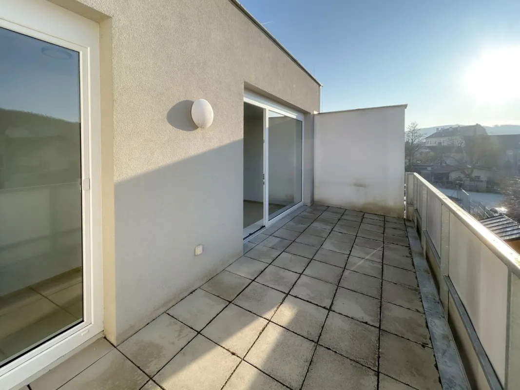 BETREUBARES WOHNEN: helle Wohnung mit zwei Dachterrasse - Bild 1