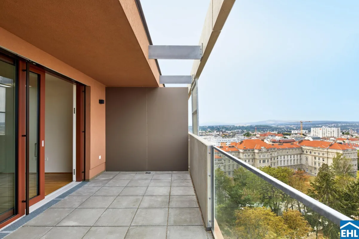 Sonnenterrasse trifft Raumkomfort – Wohnen im Grünen mit Weitblick - Bild 1