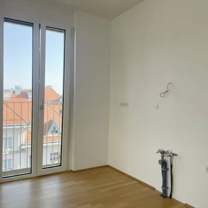 Stadtnah. Lichtdurchflutet. Mit Balkon und Stil. - Bild 3