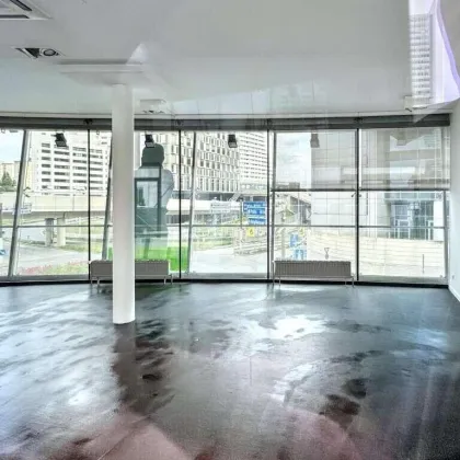 360 TOUR // DC BOX-LOKAL IN TOPLAGE - Bild 2