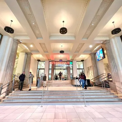 360 TOUR // REPRÄSENTATIVES ALTBAUBÜRO AM SCHOTTENTOR - Bild 2