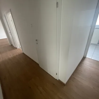 3 Zimmer-Wohnung mit südseitigem Balkon! - Bild 3
