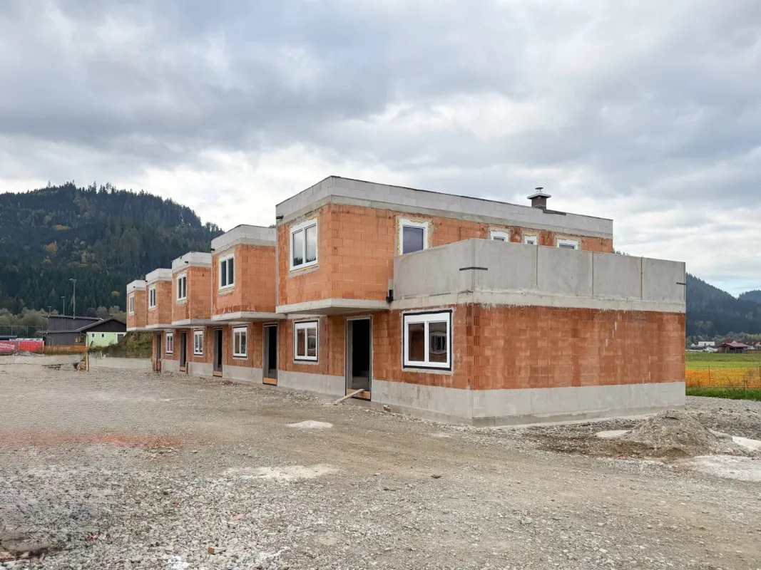 Erstbezugsreihenhaus mit Garten und Dachterrasse - Bild 1