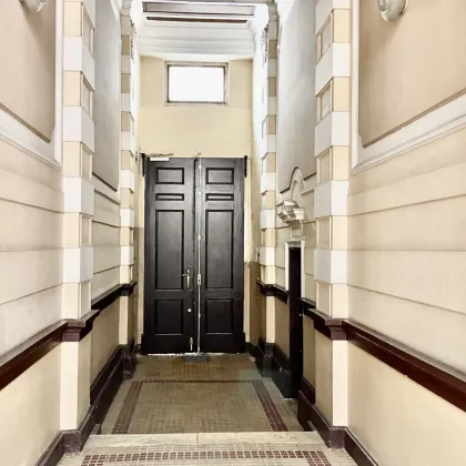 Klassisches Mittelzinshaus mit 100% Leerstand und bewilligtem zweigeschossigen Dachgeschoss-Ausbau mit Dachterrasse - Bild 3