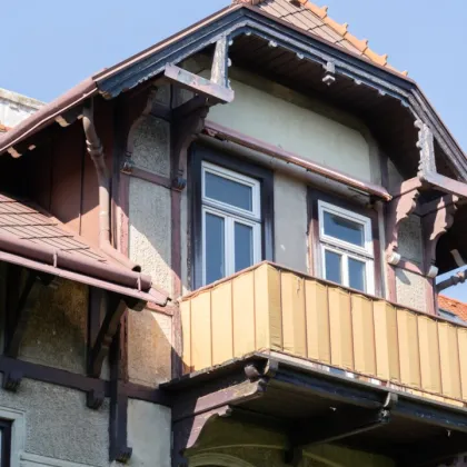 Jahrhundertwende Villa und großartiges Grundstück im Herzen von Gießhübl - Bild 2