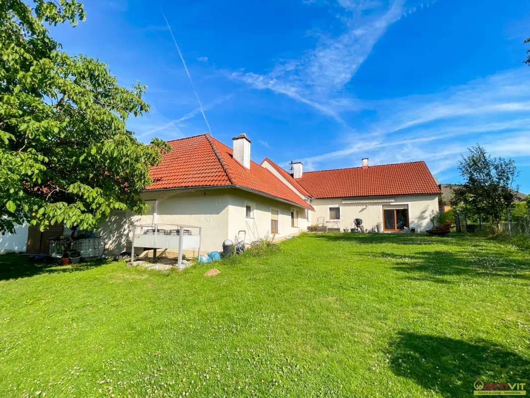 Landhausidylle im Südburgenland: Großzügiges Wohnen mit Nebengebäude und Technik-Upgrade - Bild 1