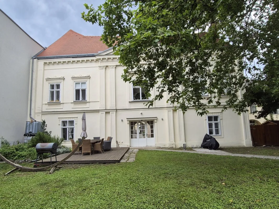 4,2% Ist-Rendite mit saniertem voll vermietetem Zinshaus in sehr guter Lage - Bild 1